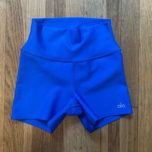Alo Yoga short XS